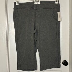 Danskin Crop Pants - Gray Bottoms  3X NWT